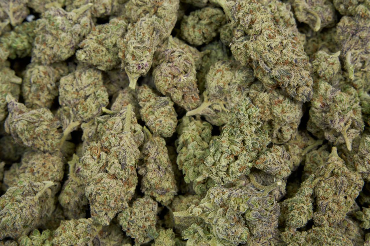 Hood Candy Indoor